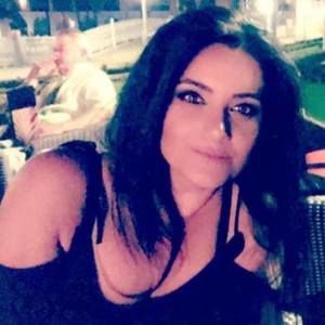 Meet your Posher, Stella